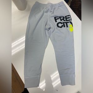 Freecity light gray capri pants
